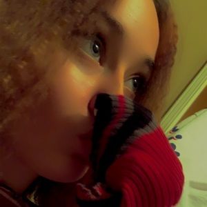 Meet your Posher, Renee